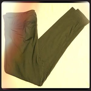 Lularoe T/C legging nwot